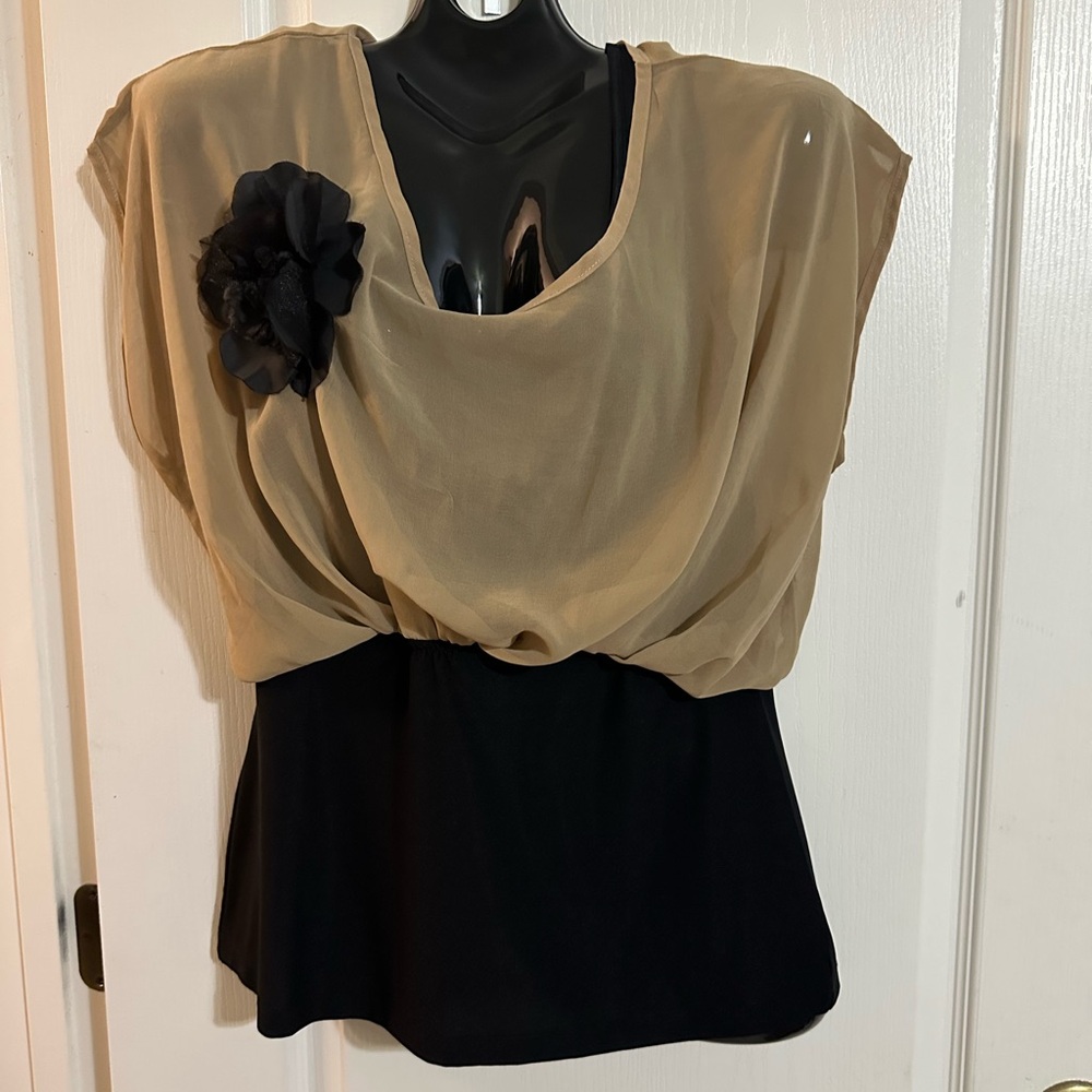 Elegant Black and Tan Women's Top with Floral Accent